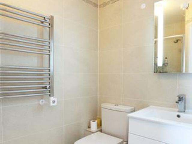 Terraced House to rent in Ballsbridge