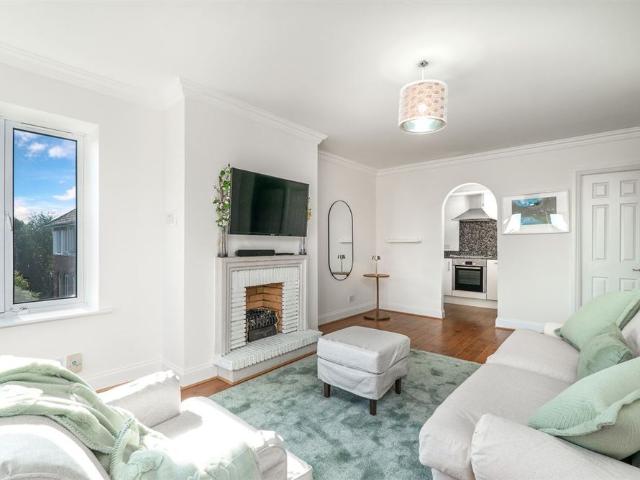 Apartment to rent in Bluebell, North Tipperary