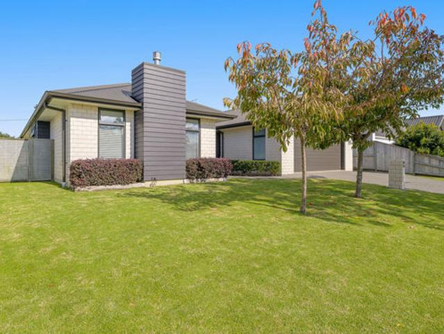 Property for sale in Omokoroa, Bay Of Plenty