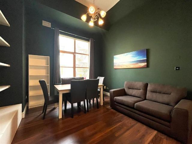 Apartment to rent in Bluebell, North Tipperary