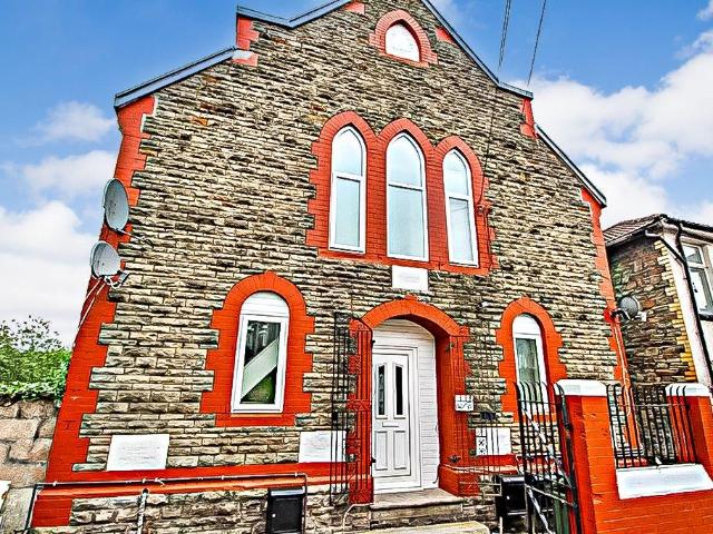 Apartment for rent in Pontypridd, Wales