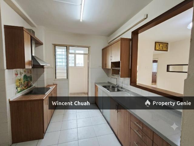 Condominium for rent in Country Heights Damansara, Kuala Lumpur