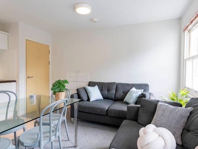 Apartment for rent in Newtown, Exeter