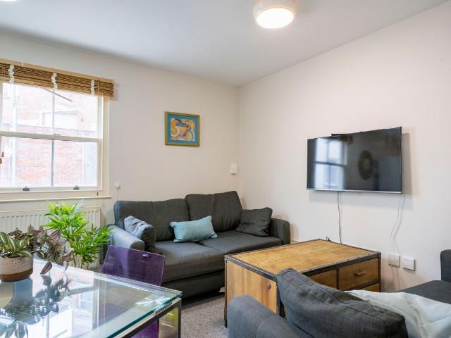 Apartment for rent in Newtown, Exeter