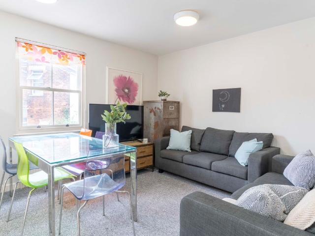 Apartment for rent in Newtown, Exeter