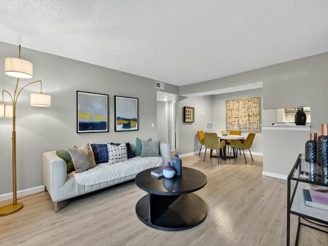 Apartment for rent in Mecklenburg, North Carolina