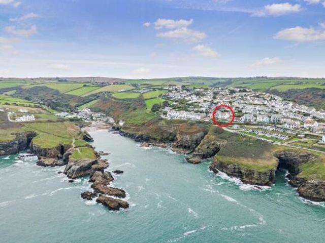 House for sale in Port Gaverne