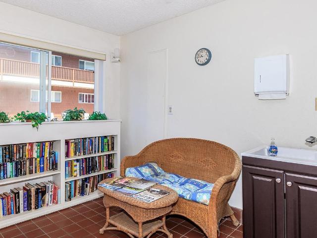 Apartment for rent in Del Mar, California