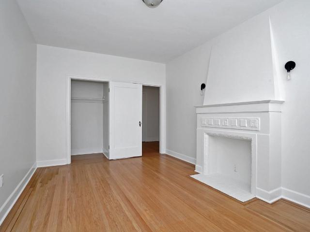 Apartment for rent in Vancouver, British Columbia