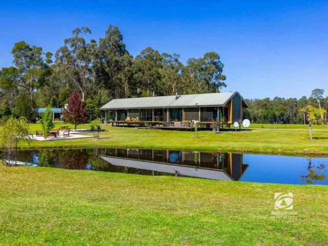 Cottage for sale in Tamboon, Victoria
