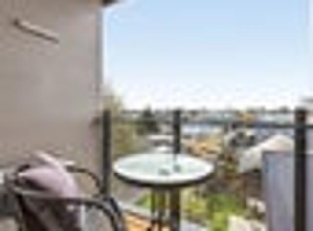 Apartment for sale in Heathcote, Canterbury