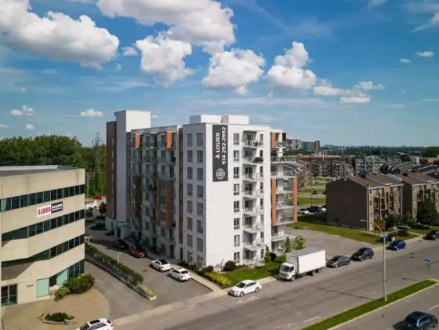 Apartment for rent in Chomedey, Quebec