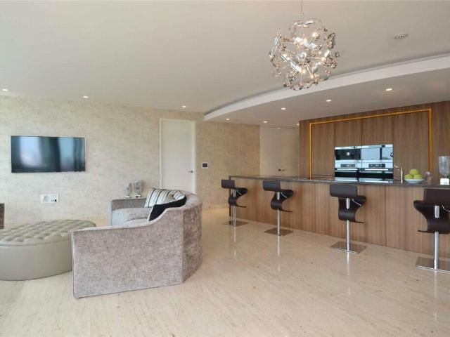 Apartment for rent in Vauxhall, Greater London