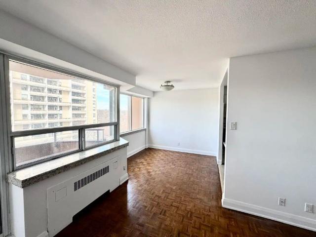 Apartment for rent in Toronto—St. Paul's, Toronto