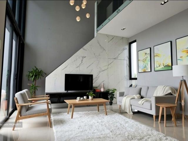 Condominium for sale in 05 South West