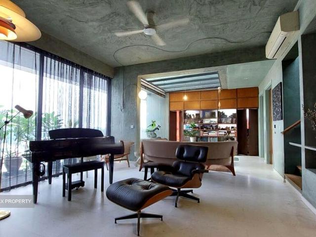 Condominium for sale in Ulu Pandan