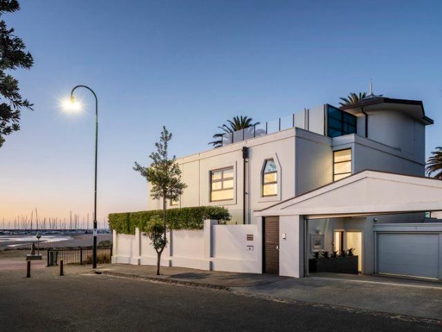 Townhouse for sale in Camerons Creek, Victoria