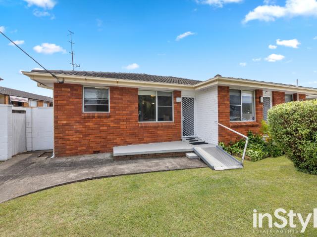 Flat for sale in Gosford, New South Wales