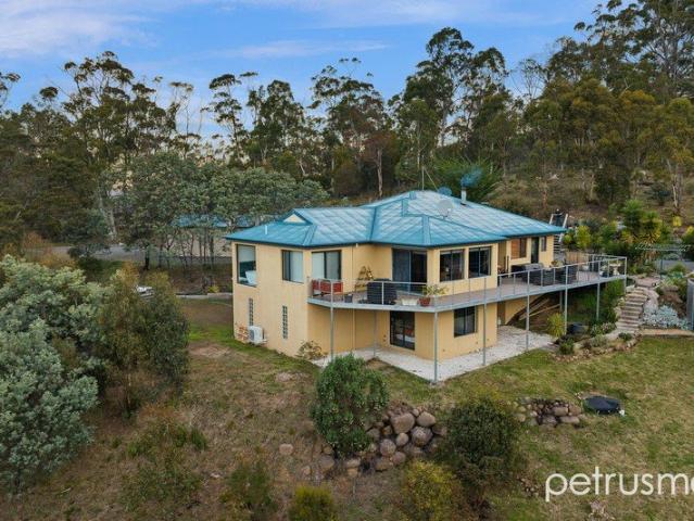 Cottage for sale in Hobart, Tasmania