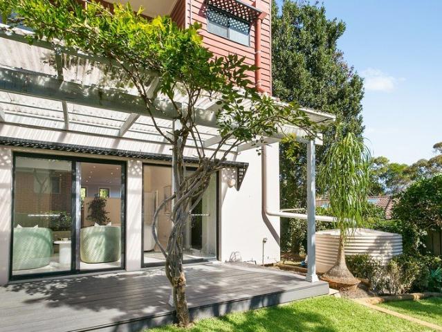 Townhouse for sale in Sutherland, New South Wales