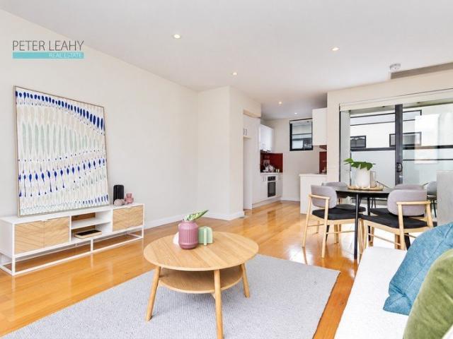 Townhouse for sale in Brunswick, Melbourne