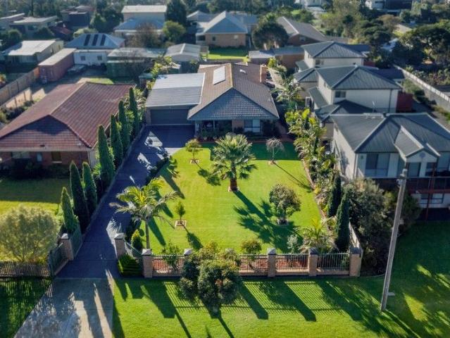 House for sale in Cowes, Victoria