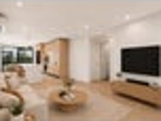 Townhouse for sale in Chaslands, Canterbury