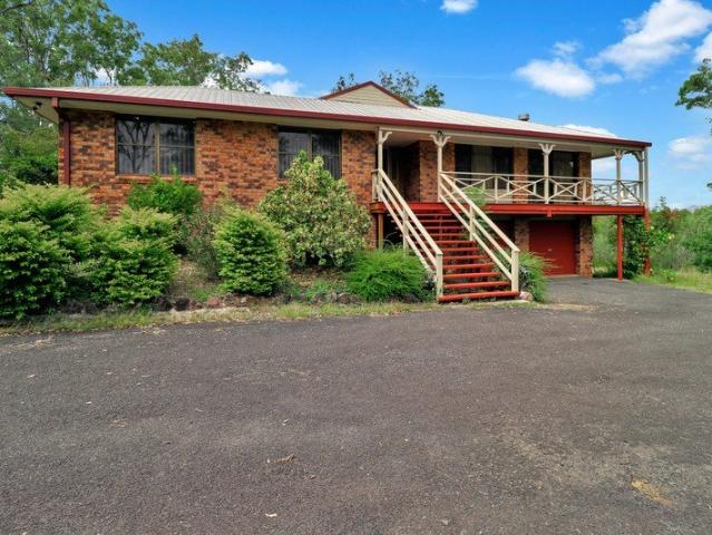 House for sale in Kooralbyn, Queensland