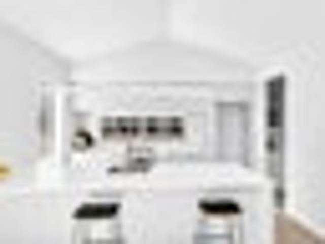 House for sale in Chaslands, Canterbury