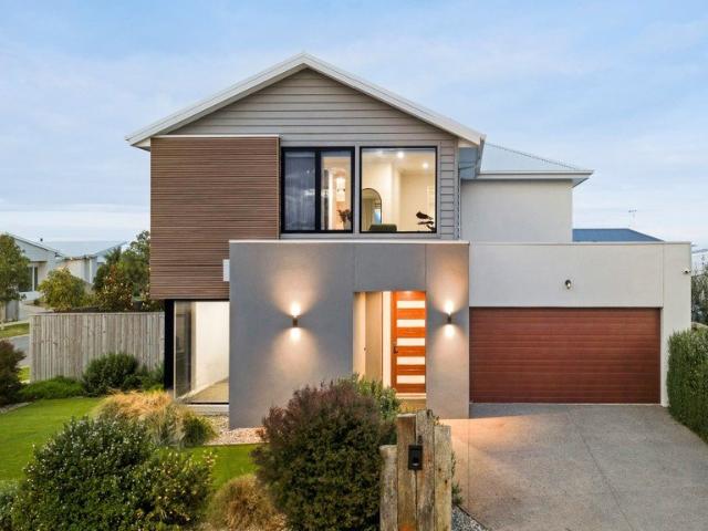 House for sale in Ocean Grove, Victoria