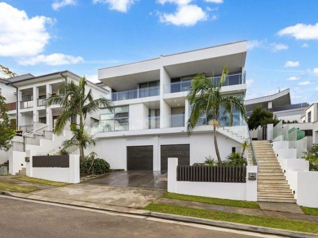 Duplex for rent in Sydney, New South Wales