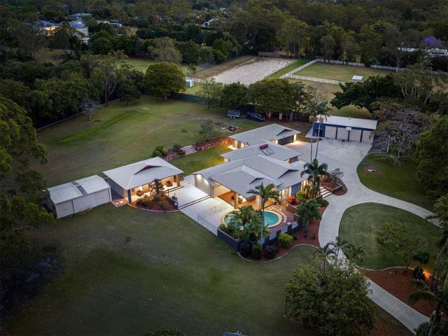 Cottage for sale in Gumdale, Greater Brisbane