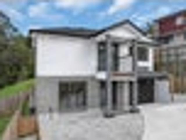 House for sale in Paremoremo