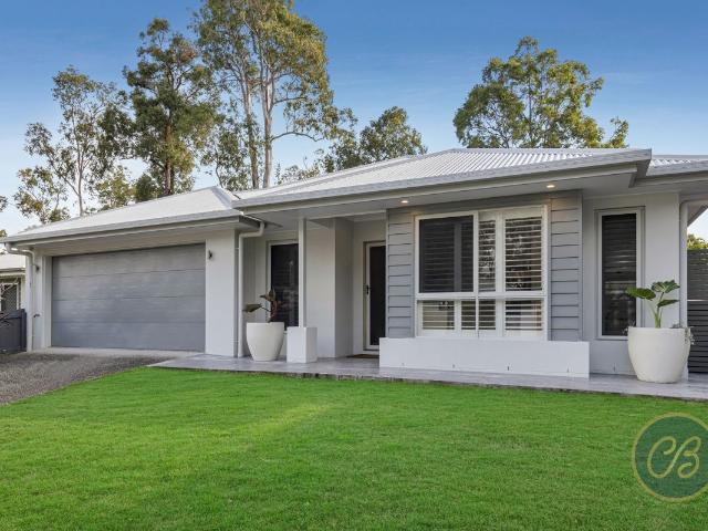 House for sale in Ferny Glen