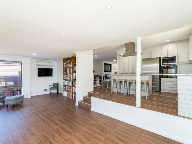 House for rent in Duncraig, Western Australia