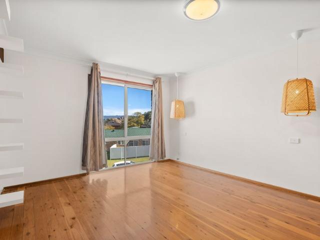 House for rent in Wollongong West, New South Wales