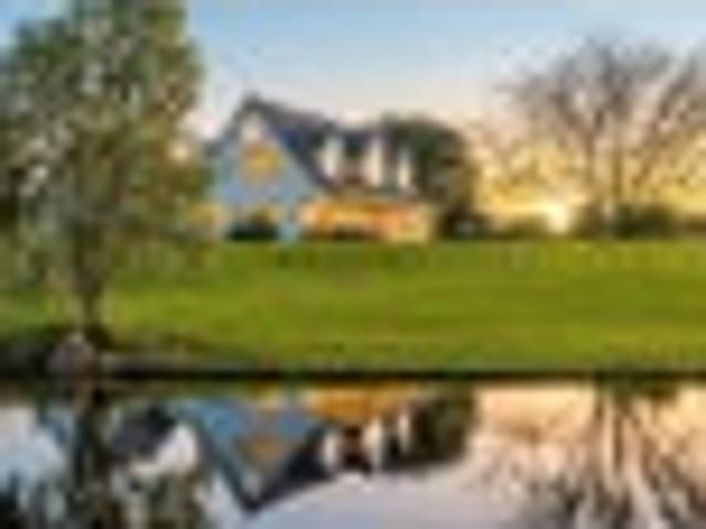 House for sale in Awhitu