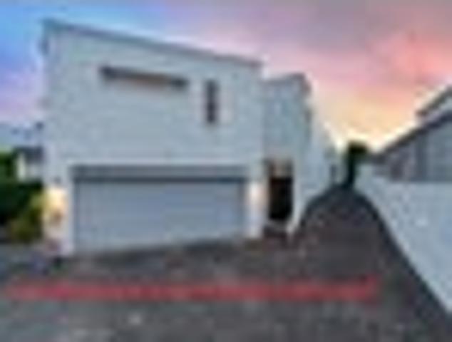 House for sale in Balmoral