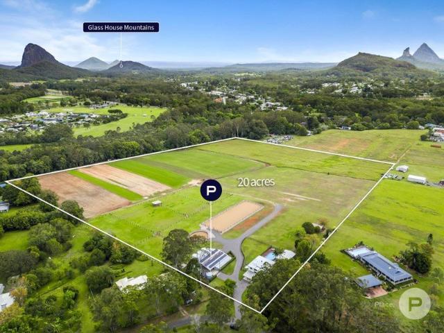 Cottage for sale in Glass House Mountains, Sunshine Coast Regional