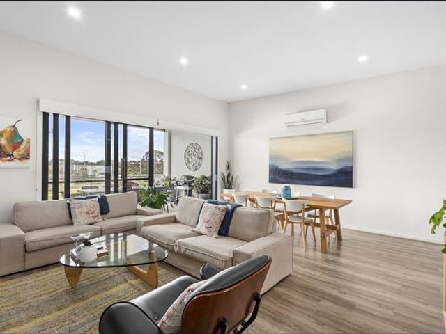 Townhouse for rent in Tyagarah, Victoria