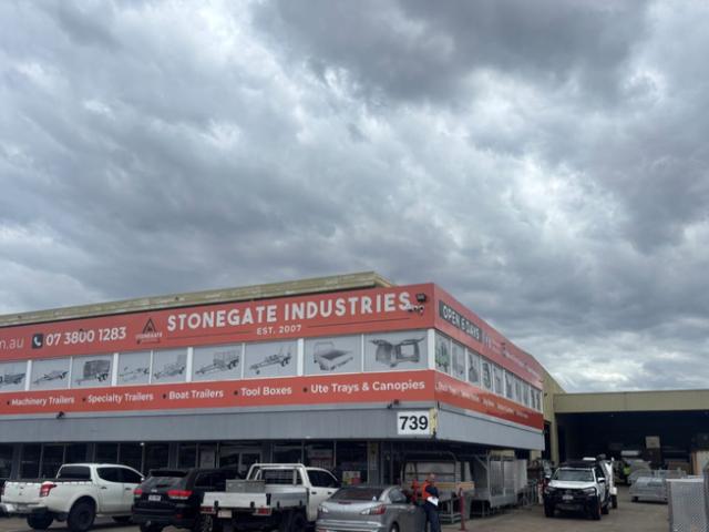 Warehouse for rent in Toombul, Queensland