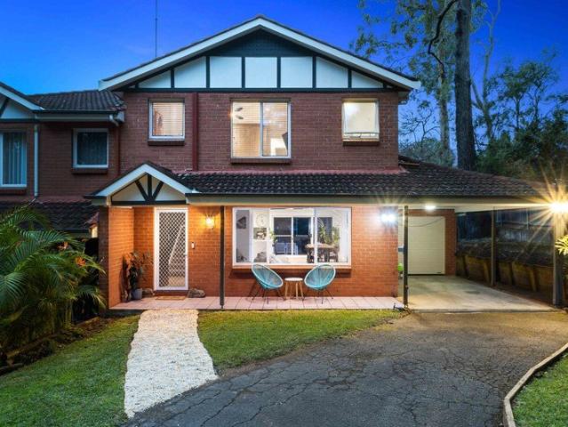 Townhouse for sale in Sydney, New South Wales