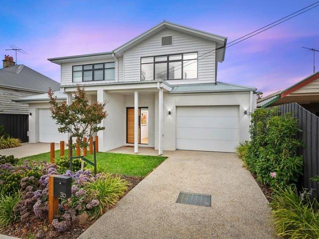 Townhouse for sale in Geelong, Victoria