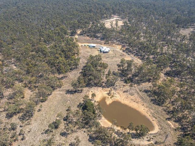 Cottage for sale in Willowvale, Southern Downs Regional