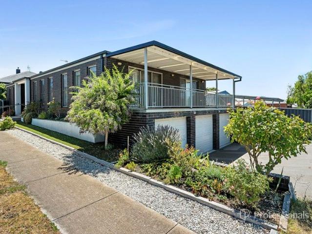 House for sale in Alma, Victoria