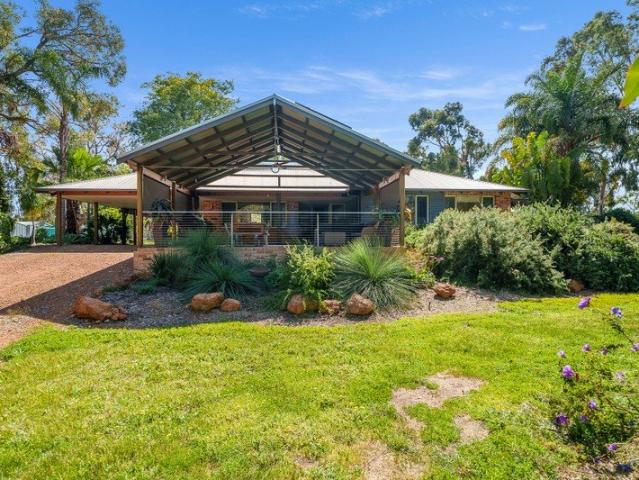 House for sale in Gidgegannup, Western Australia