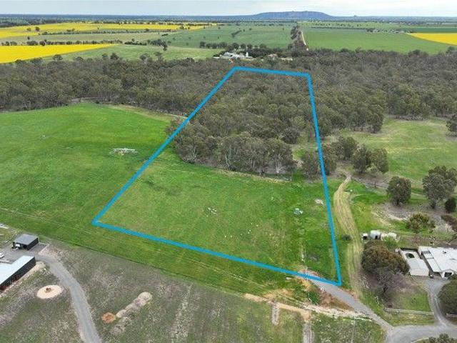Land for sale in Quantong, Victoria