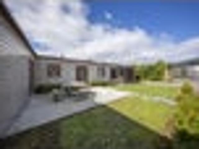 House for sale in Manapouri, Fiordland Community