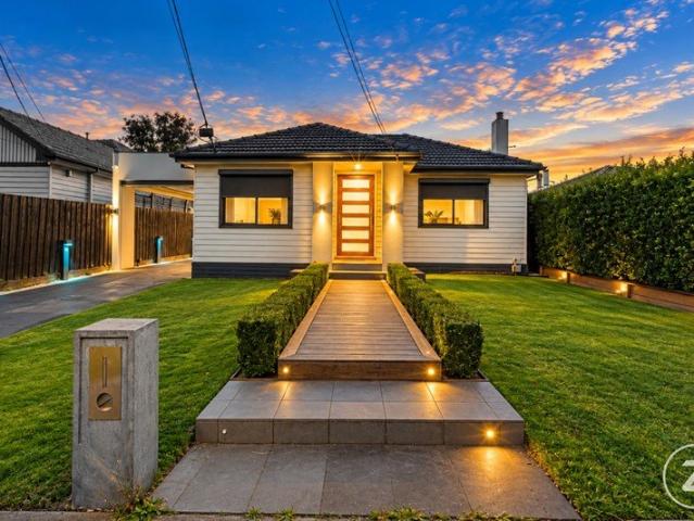 House for sale in Cheltenham, Melbourne