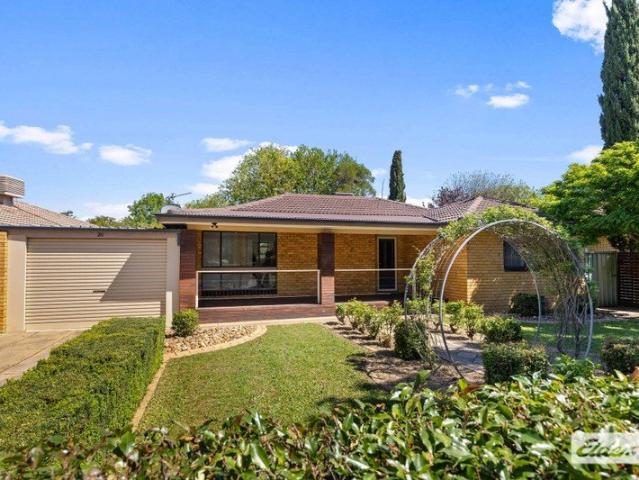 House for sale in Lake Albert, Wagga Wagga City Council